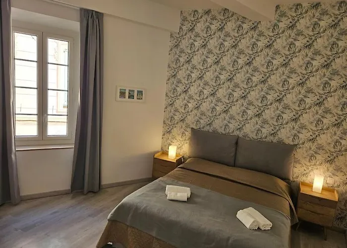 Chez L's Апартаменти *