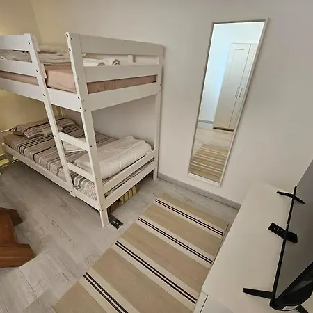 Chez L's * Ментона