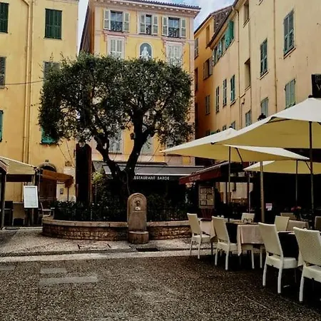 Lägenhet Chez L's Menton