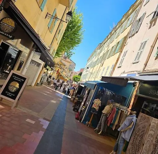 Апартаменты Chez L's *