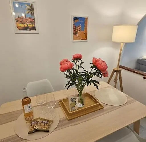 Chez L's Lägenhet *